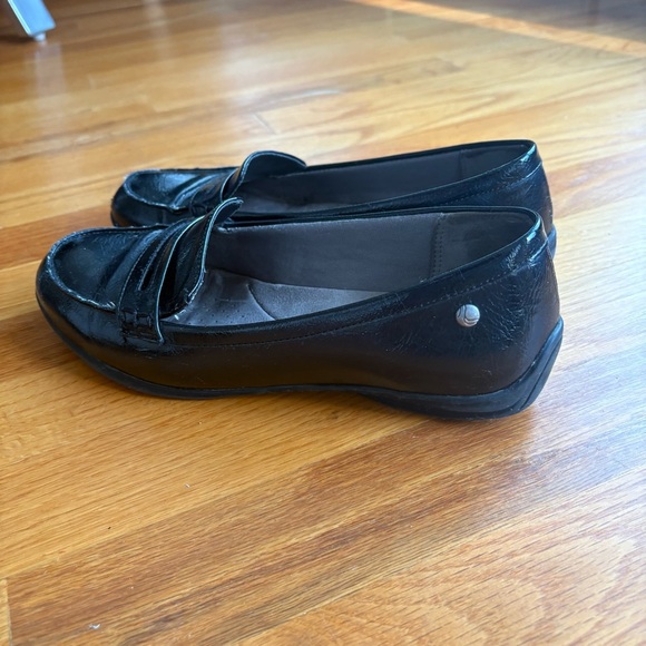 Classic Black Leather Loafer Style Flats by LifeStride Women’s Size 8 - Picture 4 of 7
